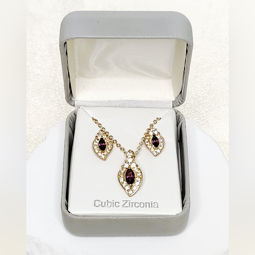 Vintage Boxed Goldtone Red Gemstone & Cubic Zirconia Necklace & Earring Set